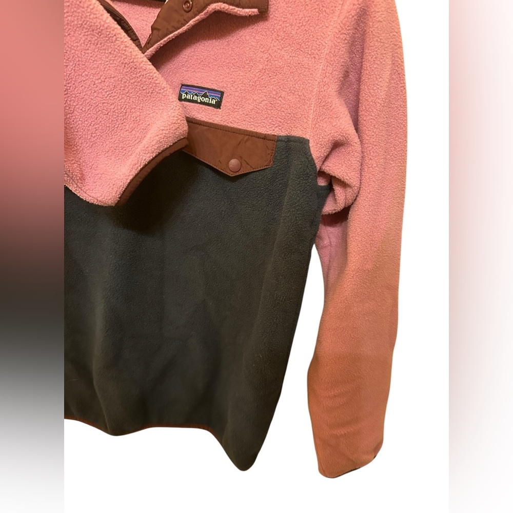 Patagonia Pink and Dark Gray Fleece Pullover size S - Picture 4 of 7